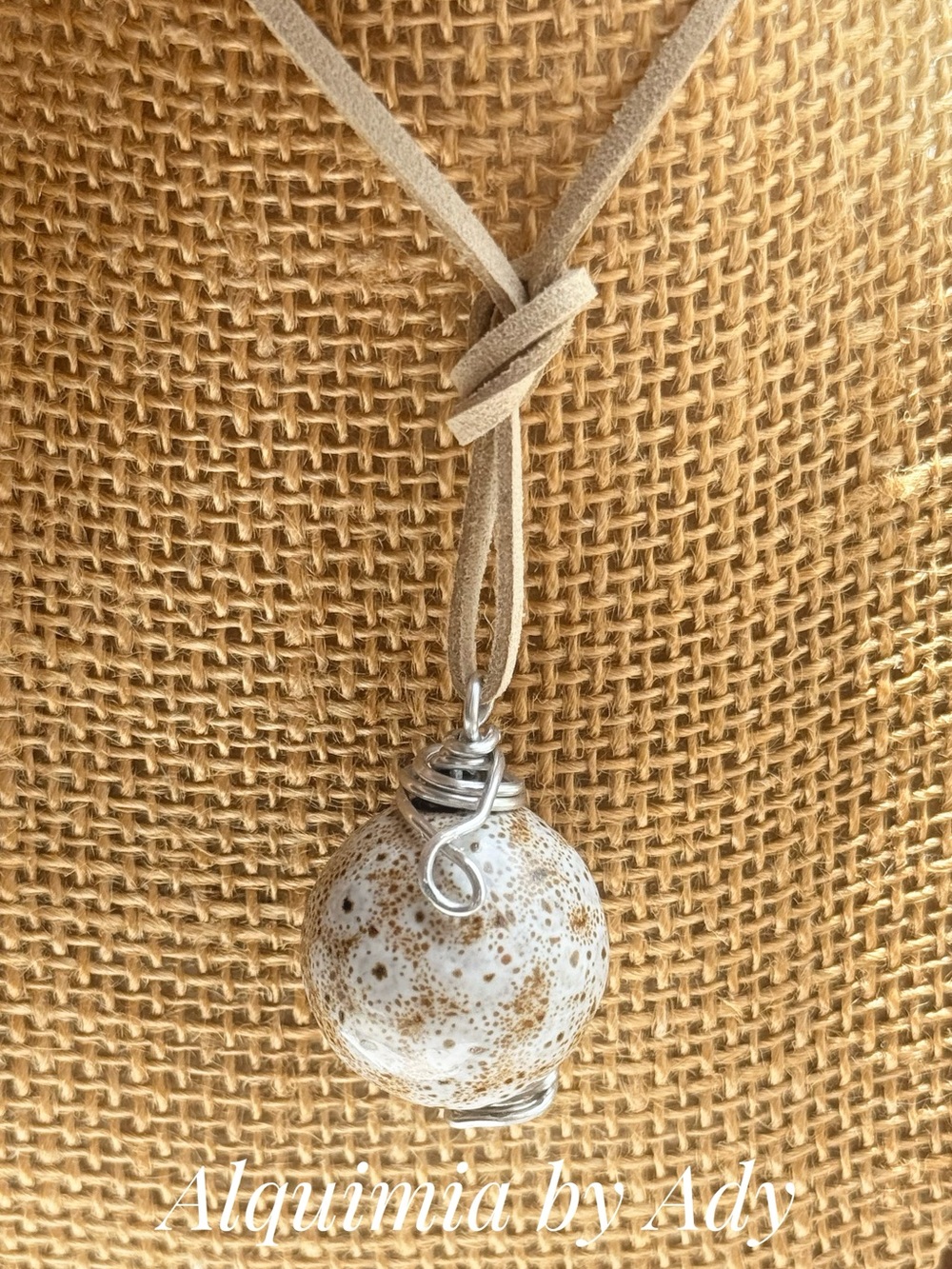 FALL + SUEDE Beige and Silver Speckled Stone Pendant Necklace